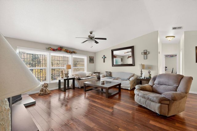 279 Sedillo Road, Tijeras, NM 87059