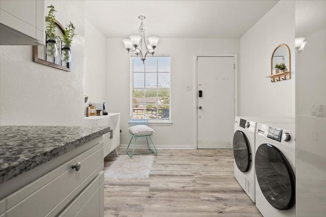 4100 Ridglea Country Club Drive 1401, Fort Worth, TX 76126