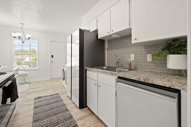 4100 Ridglea Country Club Drive 1401, Fort Worth, TX 76126