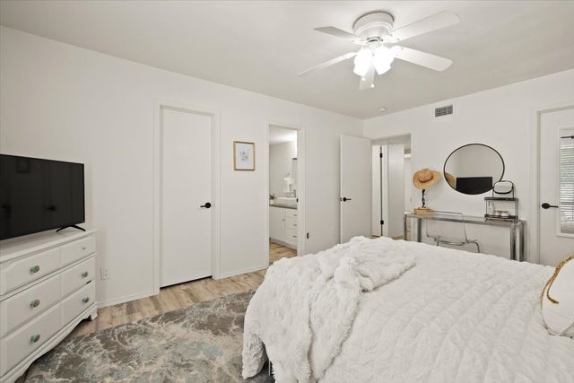 4100 Ridglea Country Club Drive 1401, Fort Worth, TX 76126