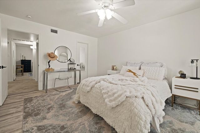 4100 Ridglea Country Club Drive 1401, Fort Worth, TX 76126