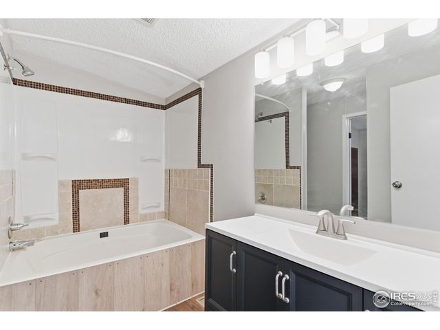 435 N 35th Ave 184, Greeley, CO 80631