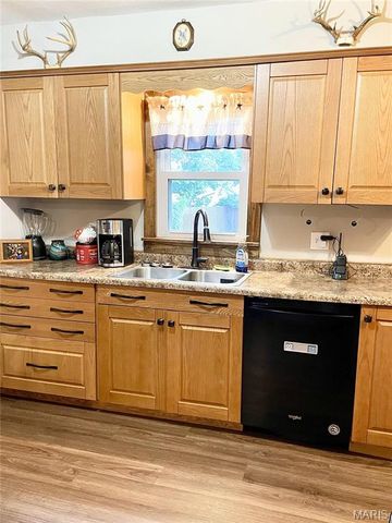 1007 E 1st Street, Salem, MO 65560