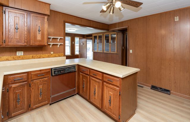 217 E Edison Avenue, Des Moines, IA 50315
