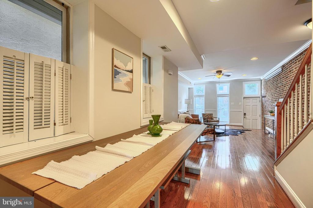 Image 12 of property listing at 3234 ODONNELL ST, Baltimore, MD 21224