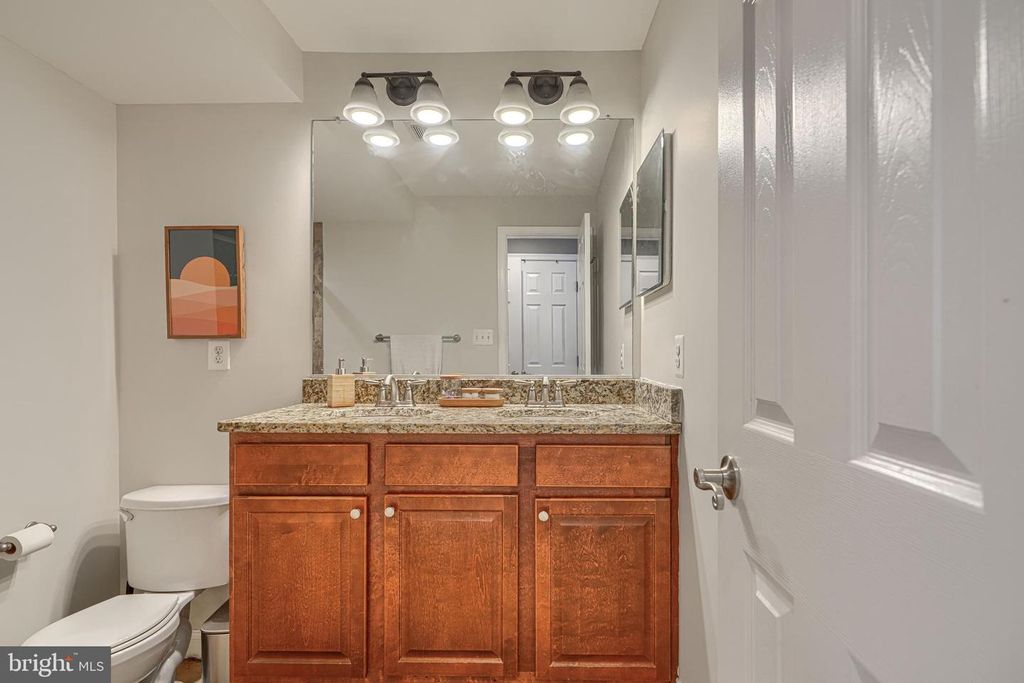 Image 17 of property listing at 3234 ODONNELL ST, Baltimore, MD 21224