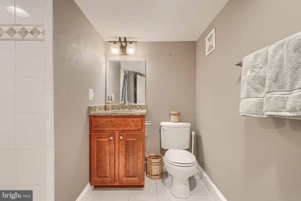 Image 32 of property listing at 3234 ODONNELL ST, Baltimore, MD 21224