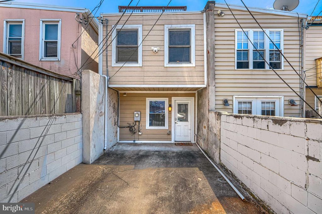 Image 36 of property listing at 3234 ODONNELL ST, Baltimore, MD 21224