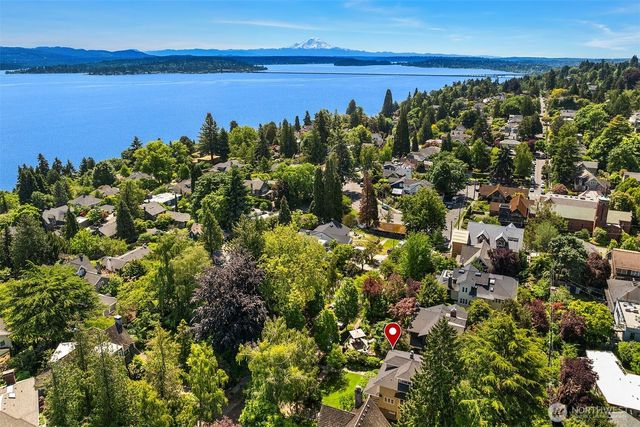 131 Madrona Place E, Seattle, WA 98112