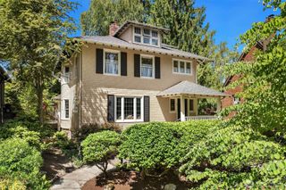 131 Madrona Place E, Seattle, WA 98112