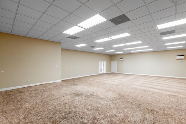 601 N May Street, Madisonville, TX 77864