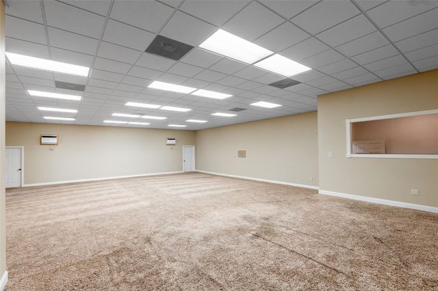601 N May Street, Madisonville, TX 77864