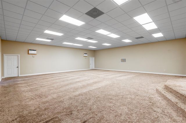 601 N May Street, Madisonville, TX 77864