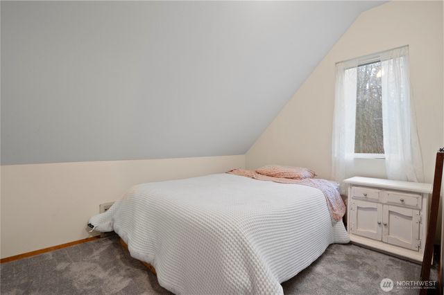 380 N Duckabush Drive E, Hoodsport, WA 98548