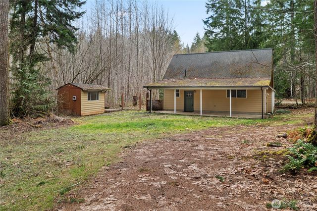 380 N Duckabush Drive E, Hoodsport, WA 98548