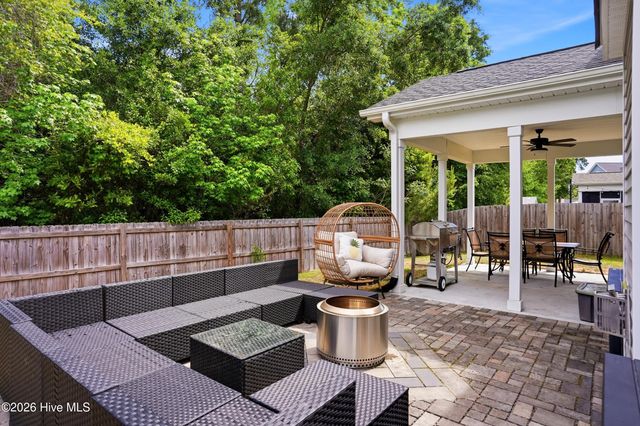 8611 Lanvale Forest Drive, Leland, NC 28451