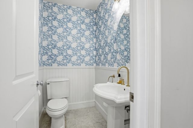7 Mystic St. 1, Boston, MA 02129