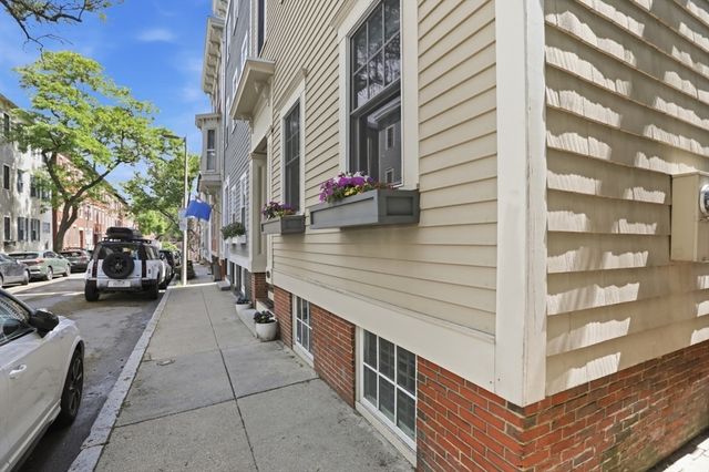 7 Mystic St. 1, Boston, MA 02129