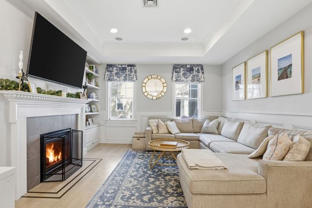 7 Mystic St. 1, Boston, MA 02129