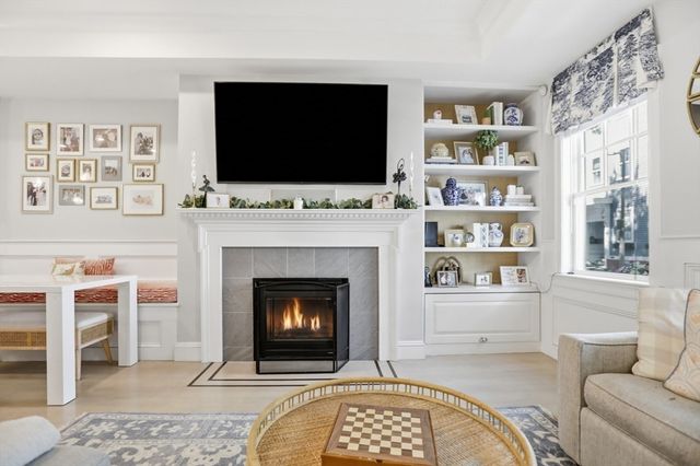 7 Mystic St. 1, Boston, MA 02129