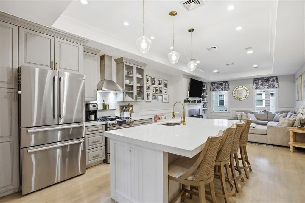 7 Mystic St. 1, Boston, MA 02129
