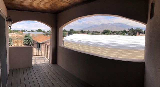 280 Angel Road, Corrales, NM 87048