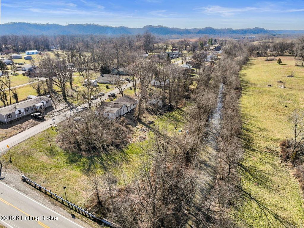 13504 Bohannon Ave, Louisville, KY 40272
