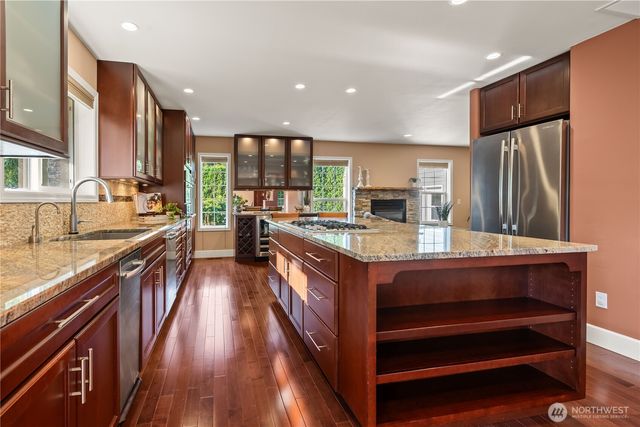 603 Brook Ct, Lynden, WA 98264