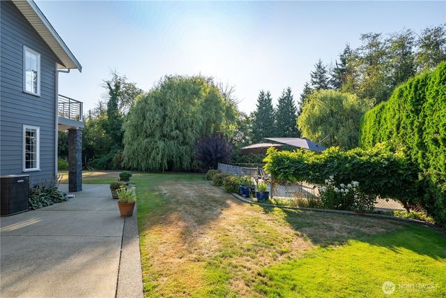 603 Brook Ct, Lynden, WA 98264