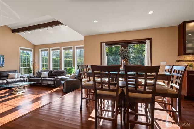 603 Brook Ct, Lynden, WA 98264