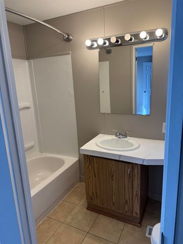 424 32 Rd Trlr 424, Clifton, CO 81520