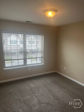 45 Canyon Oak Lp, Richmond Hill, GA 31324