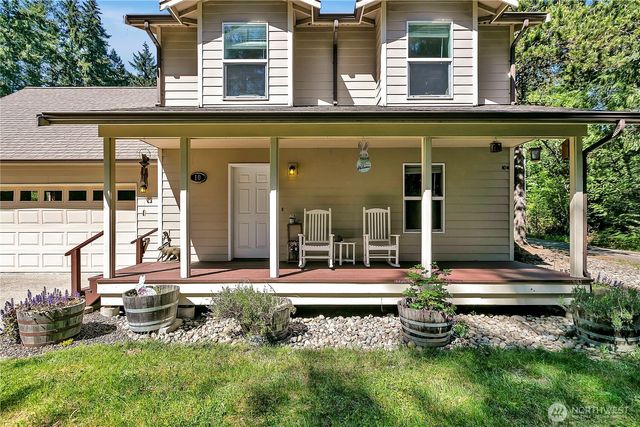 10 E Lynda Lane W, Shelton, WA 98584
