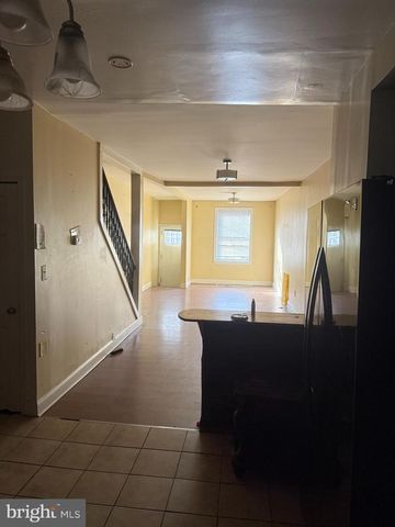 7 N EAST AVE, Baltimore, MD 21224