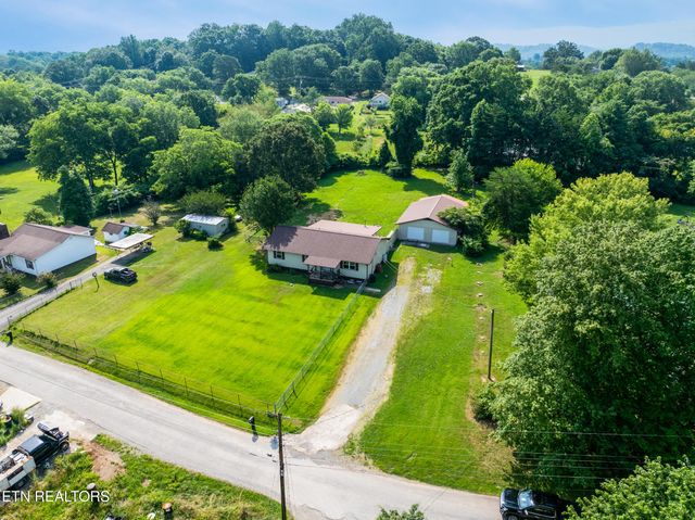 122 Doris Lane, Maryville, TN 37803