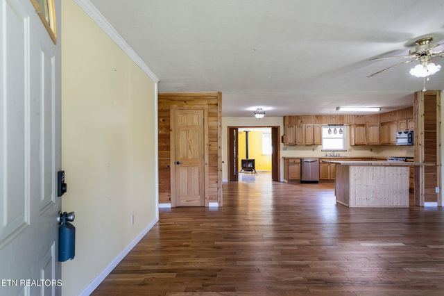 122 Doris Lane, Maryville, TN 37803