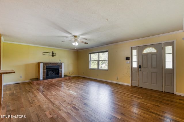 122 Doris Lane, Maryville, TN 37803