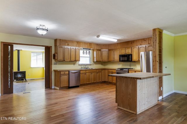 122 Doris Lane, Maryville, TN 37803