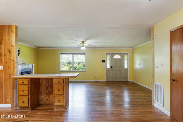 122 Doris Lane, Maryville, TN 37803