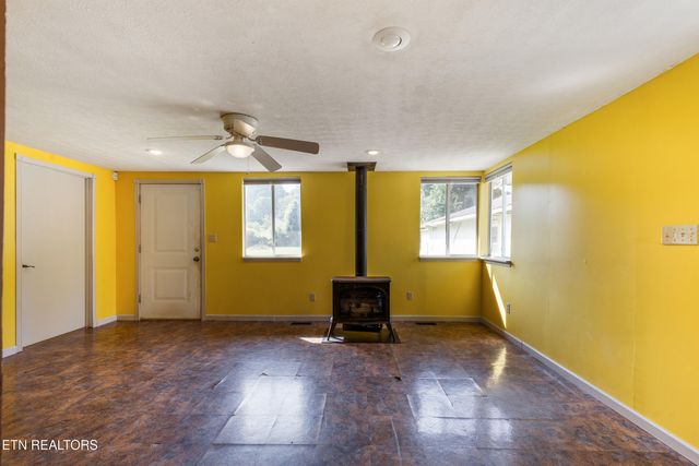 122 Doris Lane, Maryville, TN 37803