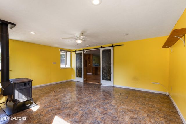 122 Doris Lane, Maryville, TN 37803