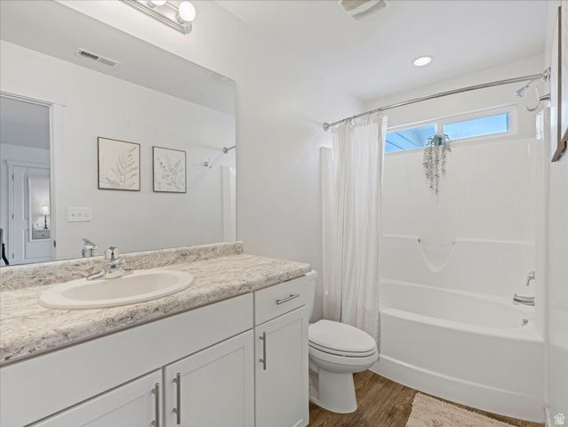 15042 S GALLANT DR, Bluffdale, UT 84065