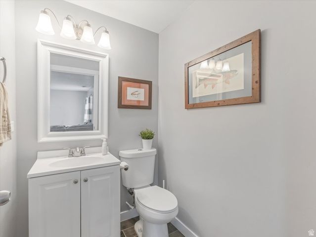 15042 S GALLANT DR, Bluffdale, UT 84065