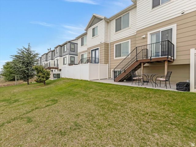 15042 S GALLANT DR, Bluffdale, UT 84065
