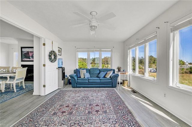 912 Sand Bank RD, Port Haywood, VA 23138