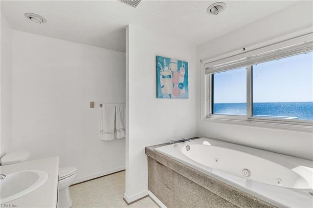 912 Sand Bank RD, Port Haywood, VA 23138