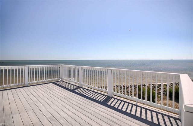 912 Sand Bank RD, Port Haywood, VA 23138