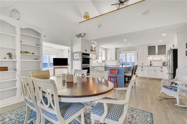912 Sand Bank RD, Port Haywood, VA 23138