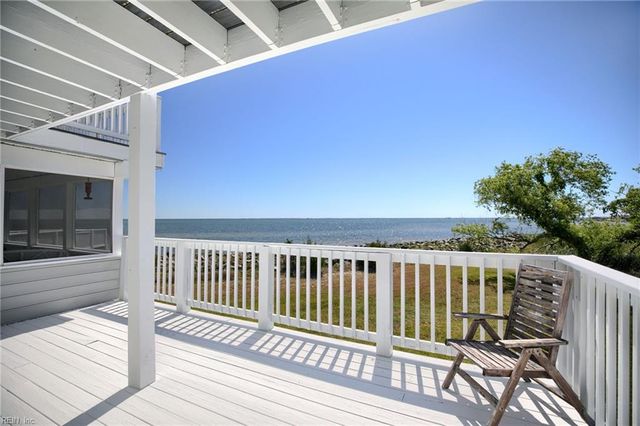 912 Sand Bank RD, Port Haywood, VA 23138