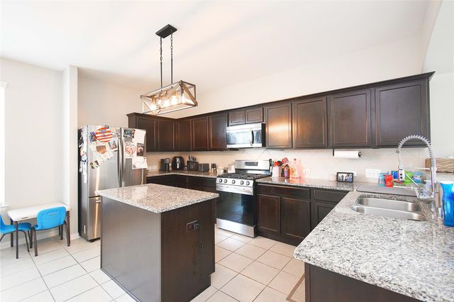 9919 Silver Terrace Drive, Rosharon, TX 77583